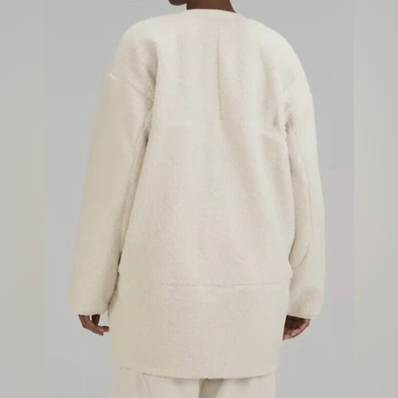 Lululemon coat - Picture 2 of 5